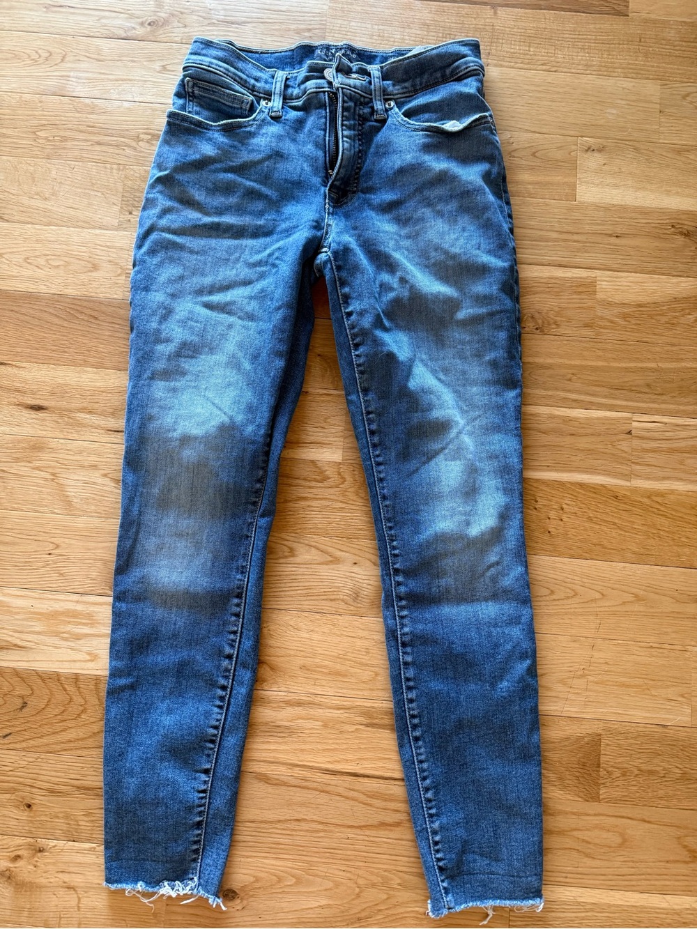 Women’s Lucky Brand skinny jeans